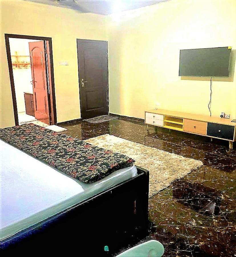 Detouz Lodging Apartment Accra Exterior photo